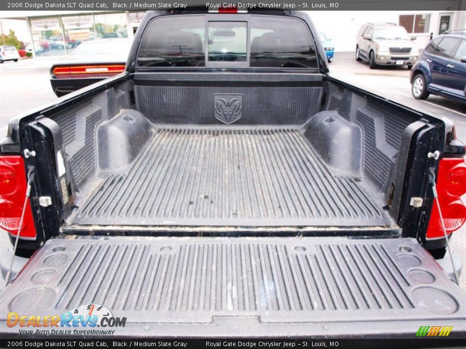 2006 Dodge Dakota SLT Quad Cab Black / Medium Slate Gray Photo #5