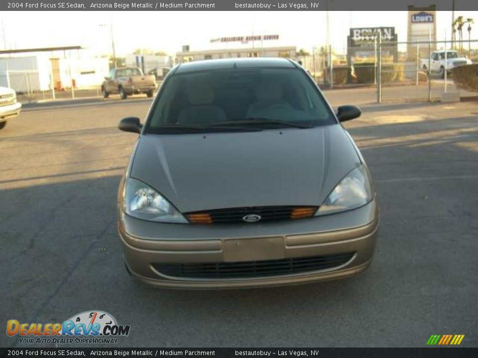 2004 Ford Focus SE Sedan Arizona Beige Metallic / Medium Parchment Photo #6