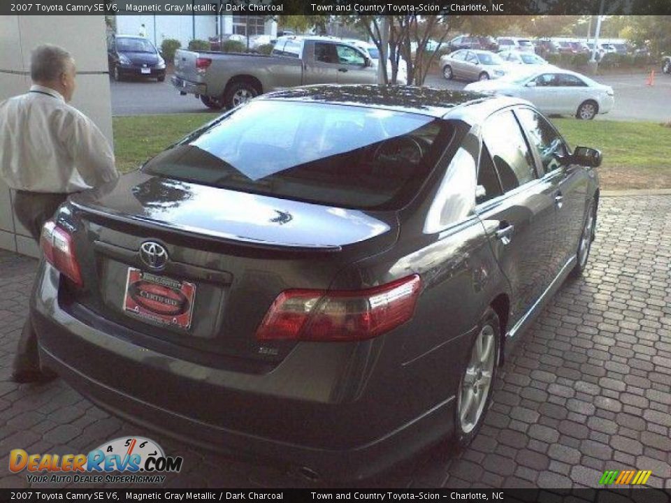 2007 Toyota Camry SE V6 Magnetic Gray Metallic / Dark Charcoal Photo #17