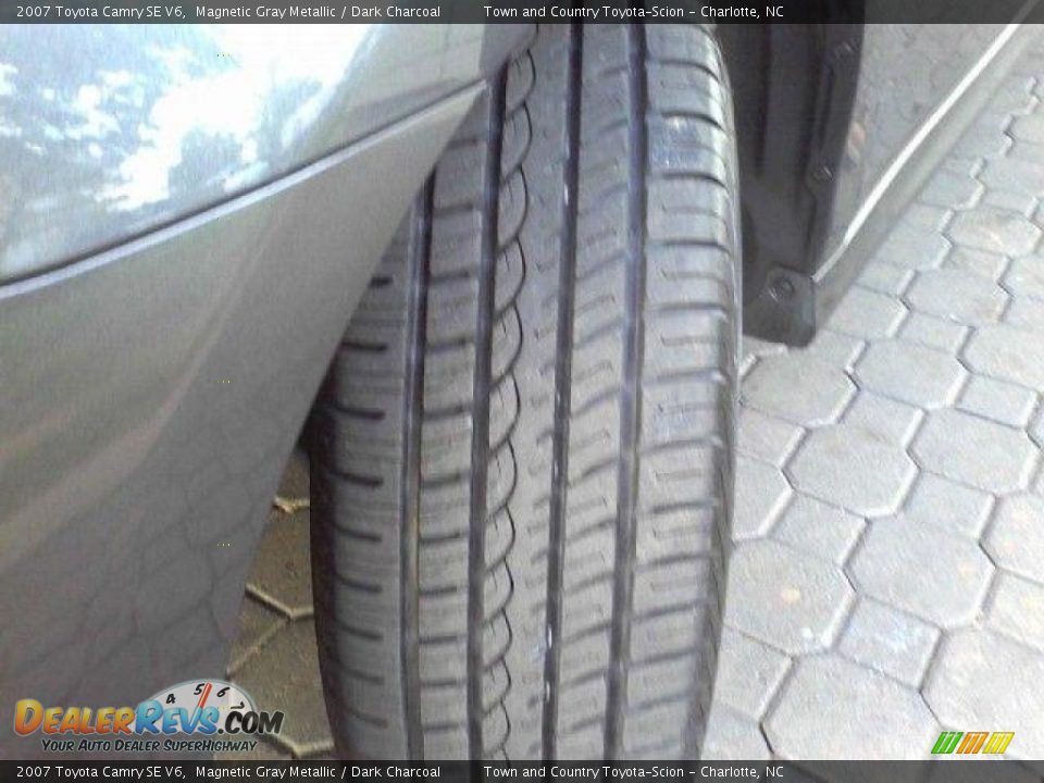 2007 Toyota Camry SE V6 Magnetic Gray Metallic / Dark Charcoal Photo #21