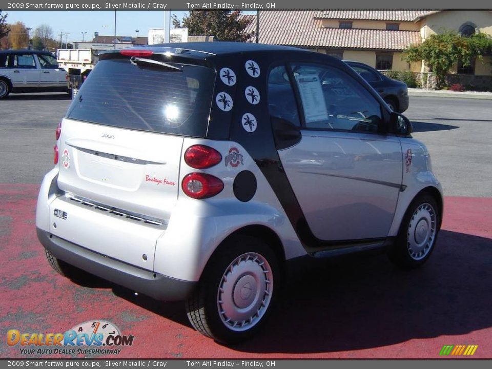 2009 Smart fortwo pure coupe Silver Metallic / Gray Photo #5