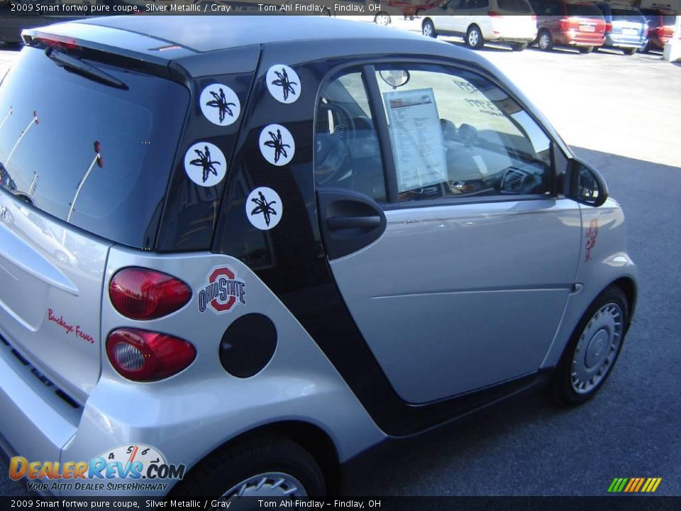 2009 Smart fortwo pure coupe Silver Metallic / Gray Photo #14