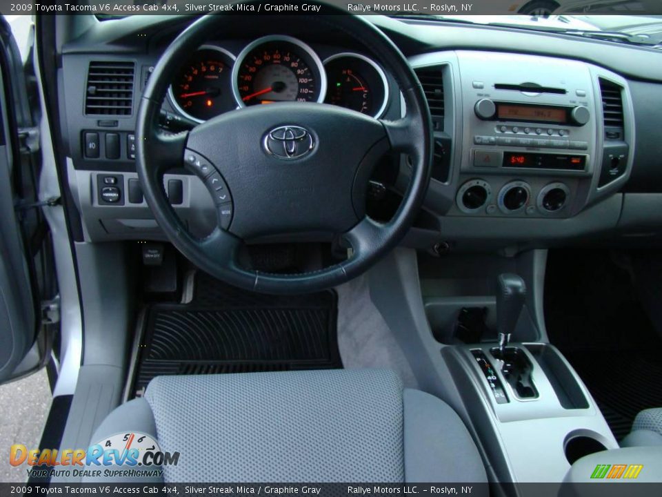 2009 Toyota Tacoma V6 Access Cab 4x4 Silver Streak Mica / Graphite Gray Photo #12