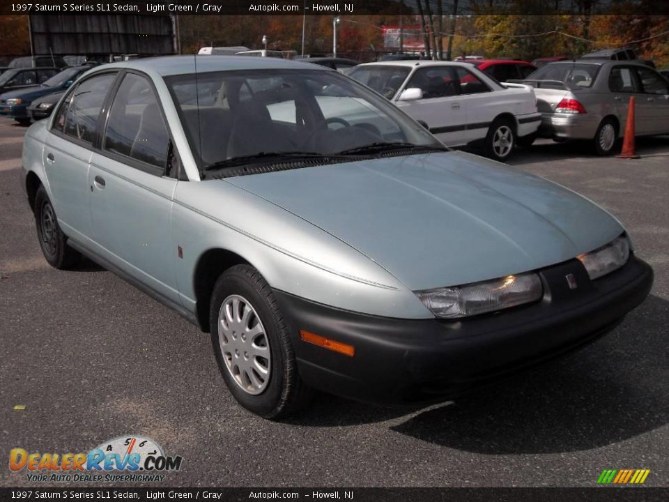 1997 Saturn S Series SL1 Sedan Light Green / Gray Photo #2