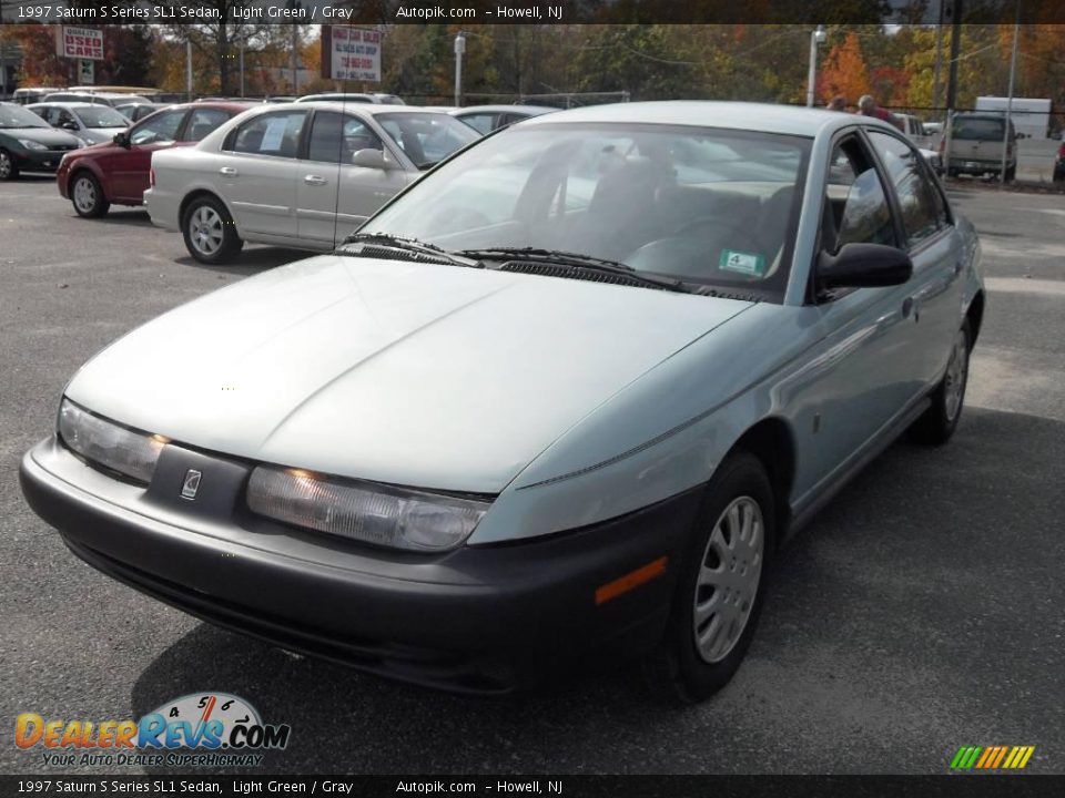 1997 Saturn S Series SL1 Sedan Light Green / Gray Photo #3