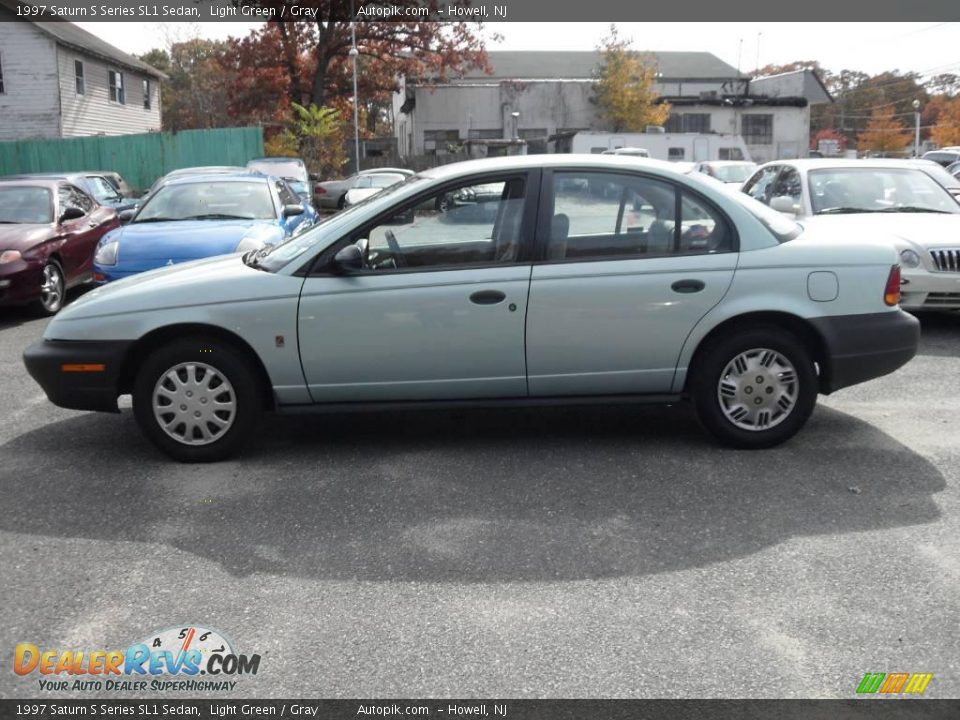 1997 Saturn S Series SL1 Sedan Light Green / Gray Photo #4