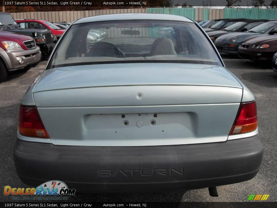 1997 Saturn S Series SL1 Sedan Light Green / Gray Photo #6