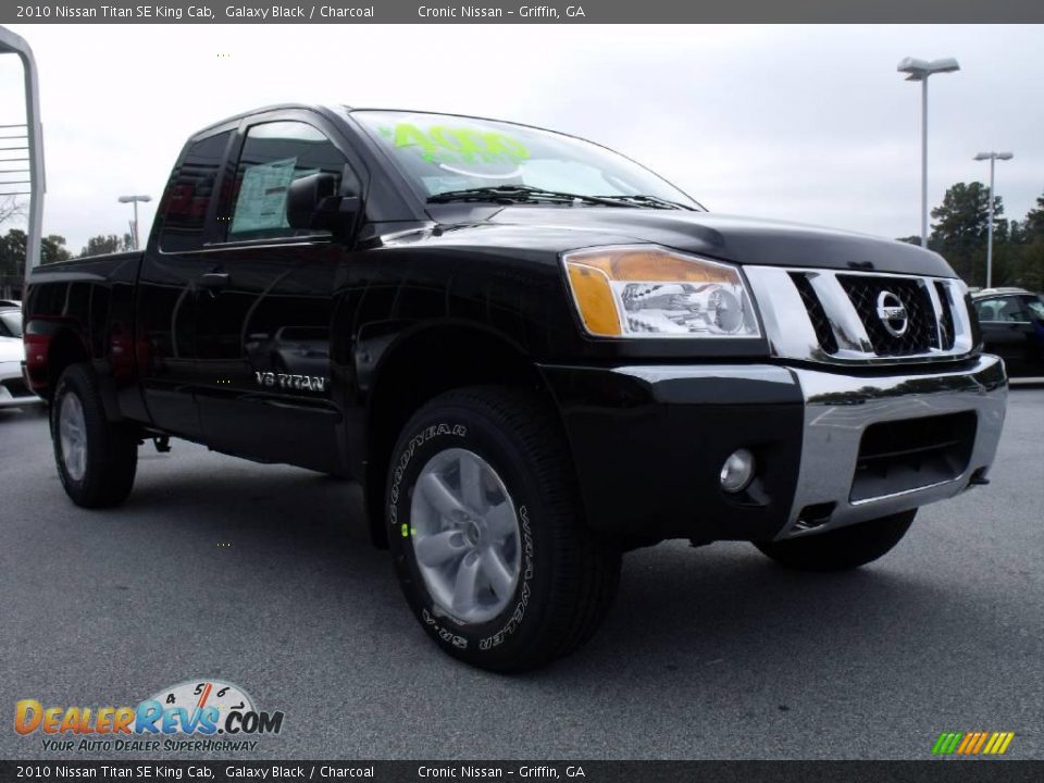2010 Nissan Titan SE King Cab Galaxy Black / Charcoal Photo #7