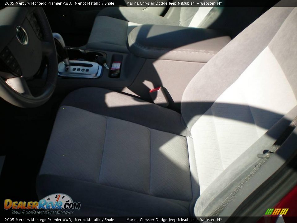 2005 Mercury Montego Premier AWD Merlot Metallic / Shale Photo #2