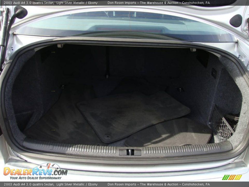 2003 Audi A4 3.0 quattro Sedan Light Silver Metallic / Ebony Photo #24