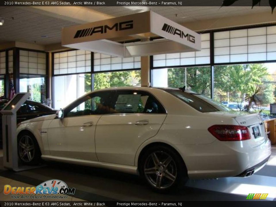2010 Mercedes-Benz E 63 AMG Sedan Arctic White / Black Photo #4
