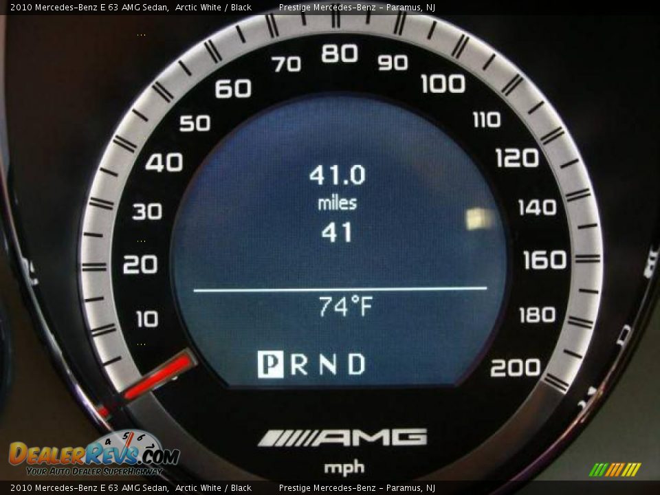 2010 Mercedes-Benz E 63 AMG Sedan Arctic White / Black Photo #11