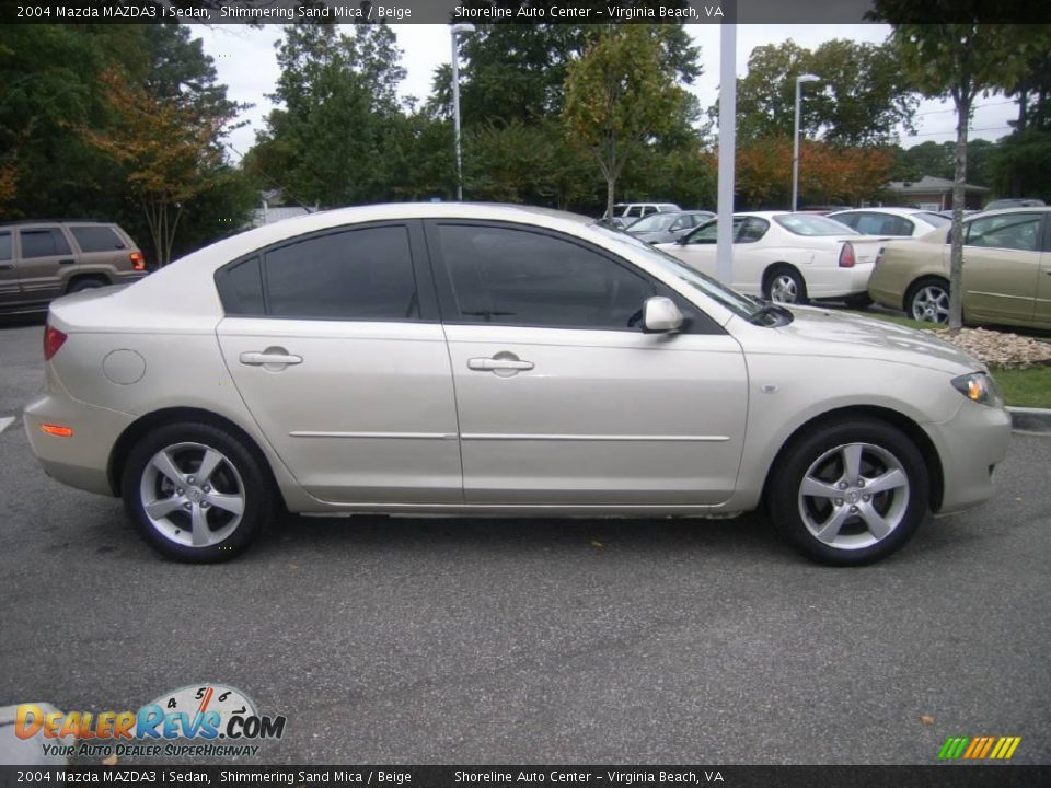 2004 Mazda MAZDA3 i Sedan Shimmering Sand Mica / Beige Photo #7