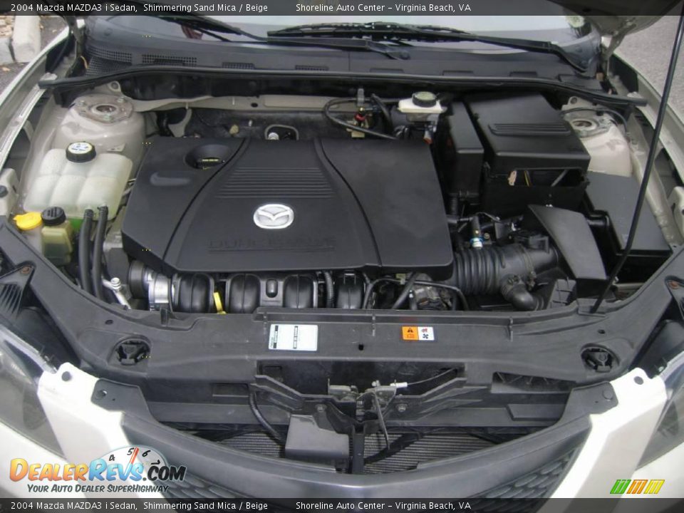 2004 Mazda MAZDA3 i Sedan Shimmering Sand Mica / Beige Photo #10