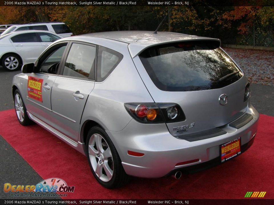 2006 Mazda MAZDA3 s Touring Hatchback Sunlight Silver Metallic / Black/Red Photo #6