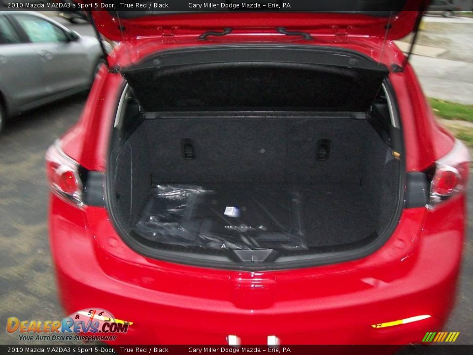 2010 Mazda MAZDA3 s Sport 5 Door True Red / Black Photo #5