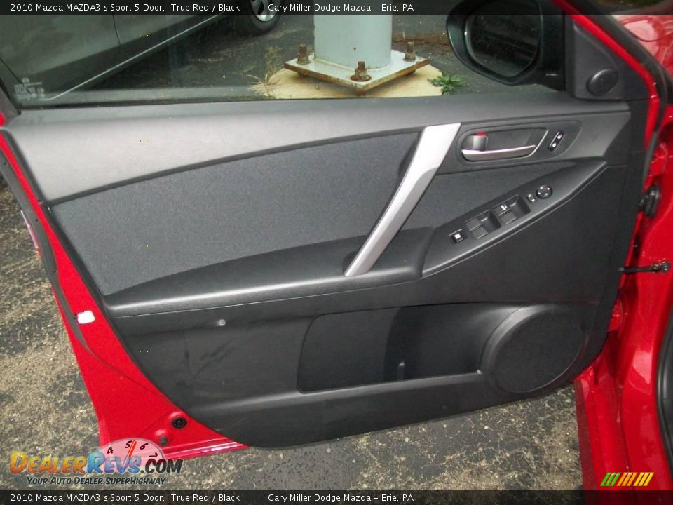 2010 Mazda MAZDA3 s Sport 5 Door True Red / Black Photo #11