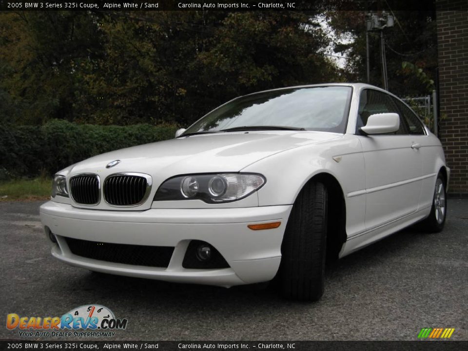 2005 BMW 3 Series 325i Coupe Alpine White / Sand Photo #4