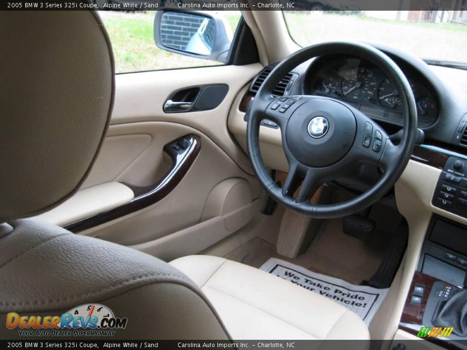 2005 BMW 3 Series 325i Coupe Alpine White / Sand Photo #10