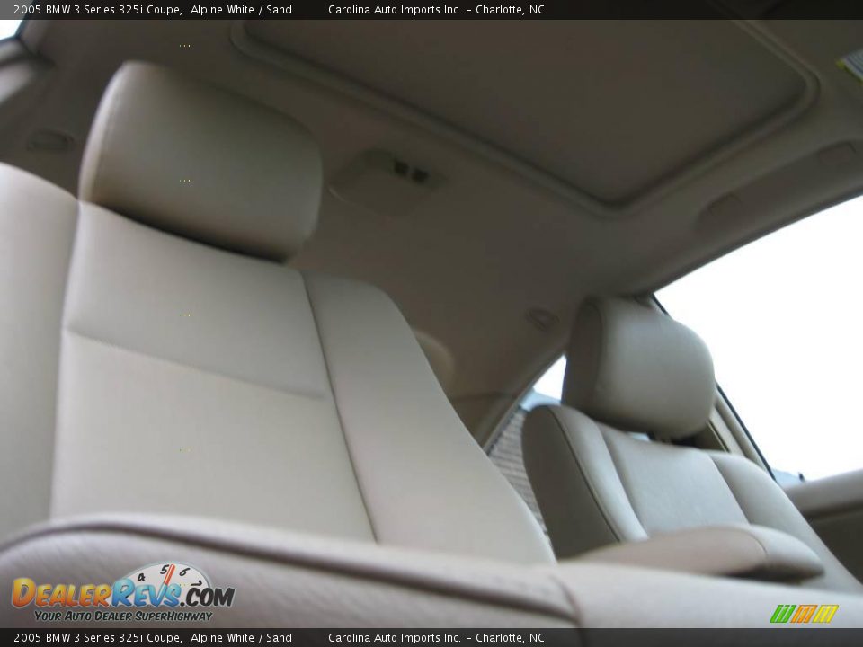 2005 BMW 3 Series 325i Coupe Alpine White / Sand Photo #21