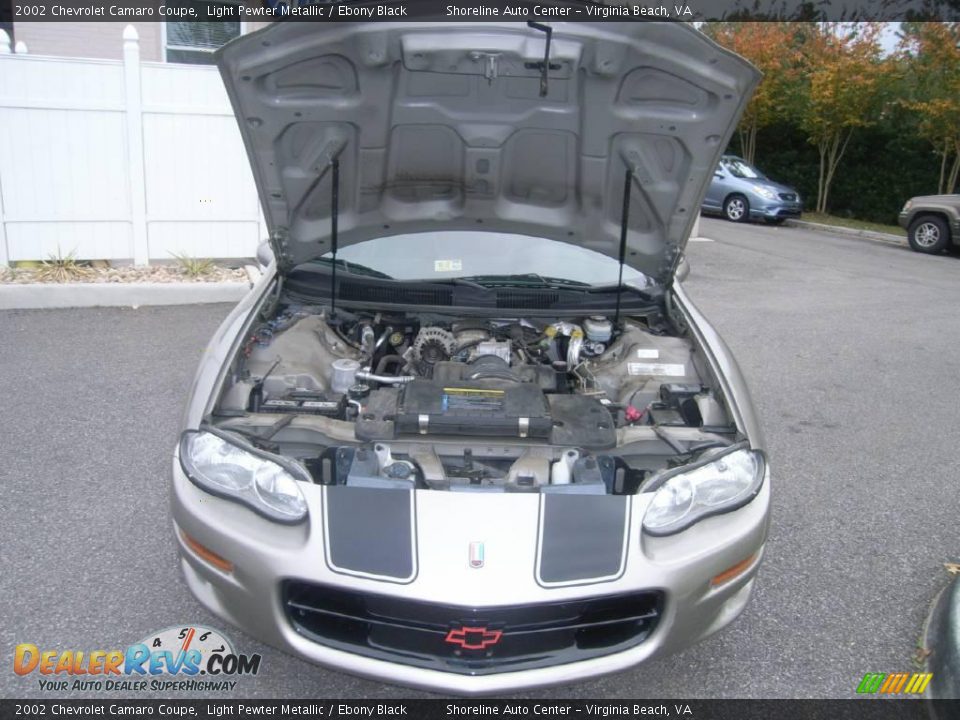 2002 Chevrolet Camaro Coupe Light Pewter Metallic / Ebony Black Photo #10