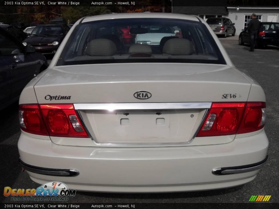 2003 Kia Optima SE V6 Clear White / Beige Photo #6