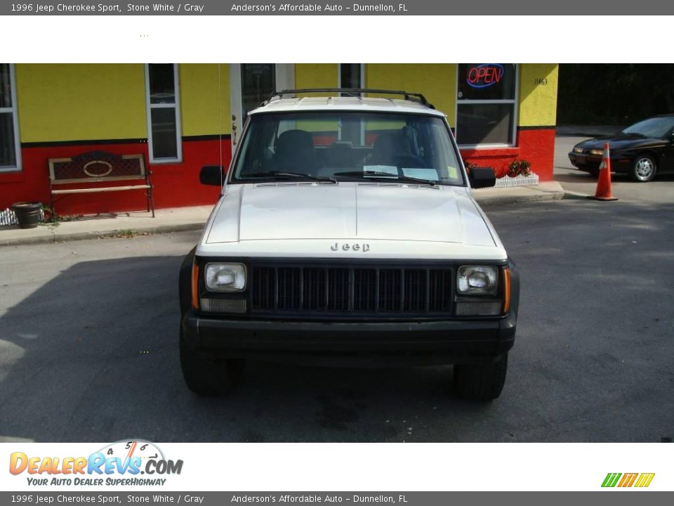 1996 Jeep Cherokee Sport Stone White / Gray Photo #2