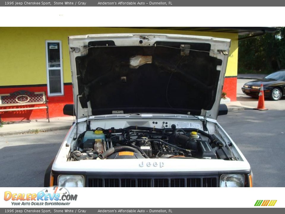 1996 Jeep Cherokee Sport Stone White / Gray Photo #22