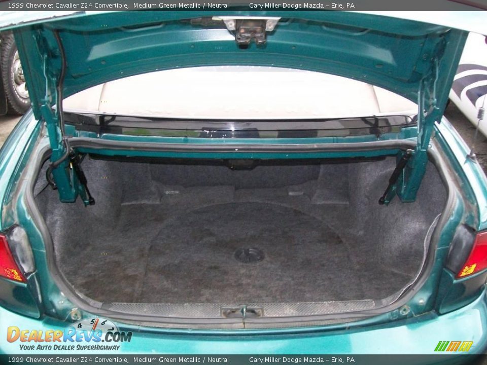 1999 Chevrolet Cavalier Z24 Convertible Medium Green Metallic / Neutral Photo #5