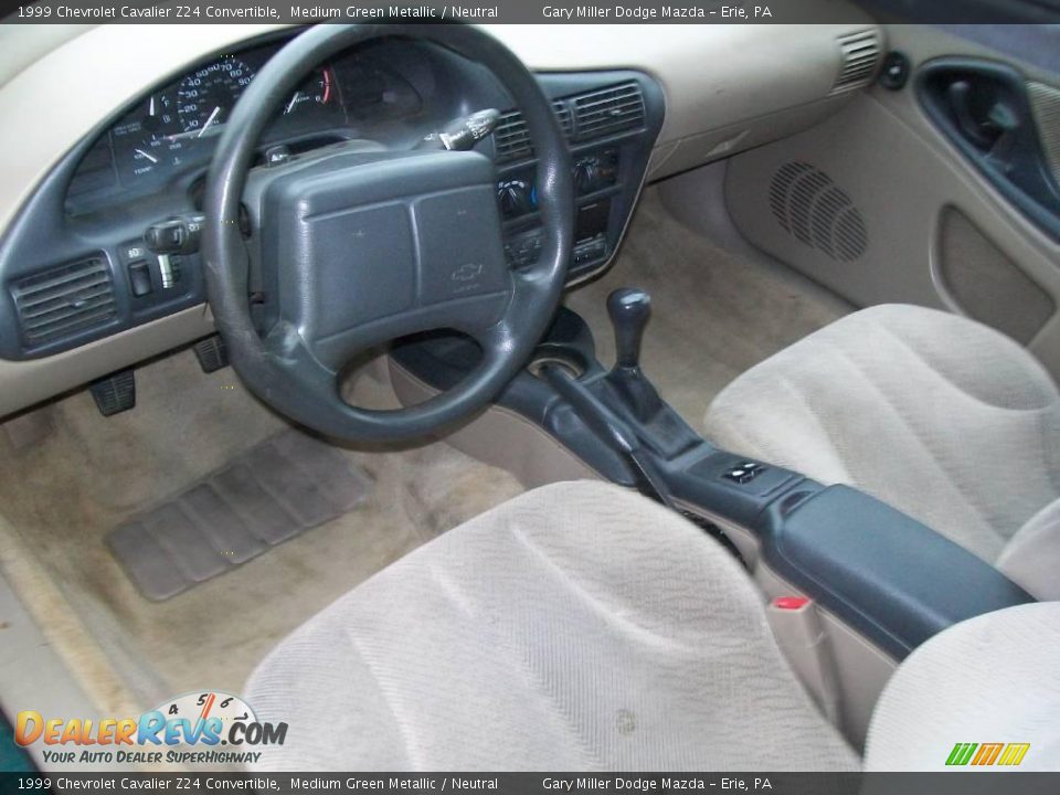 1999 Chevrolet Cavalier Z24 Convertible Medium Green Metallic / Neutral Photo #11