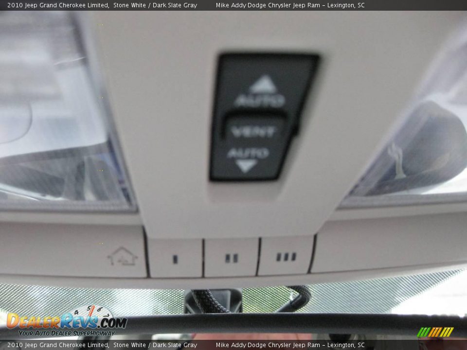 2010 Jeep Grand Cherokee Limited Stone White / Dark Slate Gray Photo #16