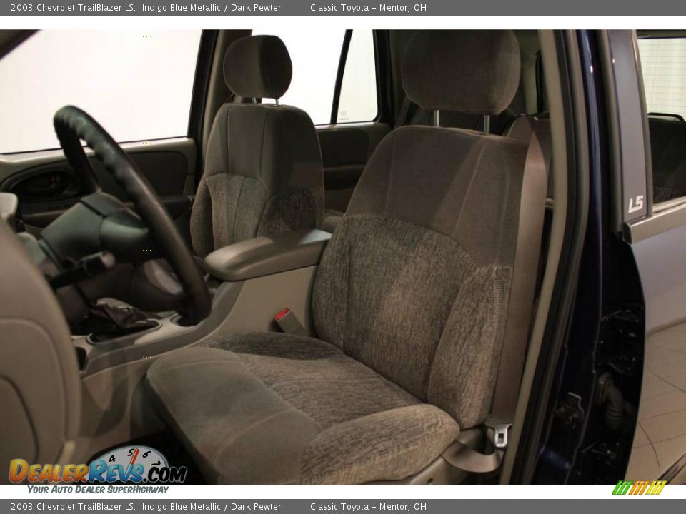 2003 Chevrolet TrailBlazer LS Indigo Blue Metallic / Dark Pewter Photo #9