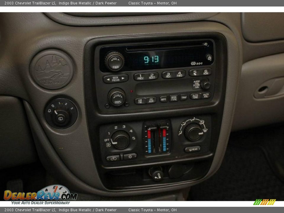 2003 Chevrolet TrailBlazer LS Indigo Blue Metallic / Dark Pewter Photo #12