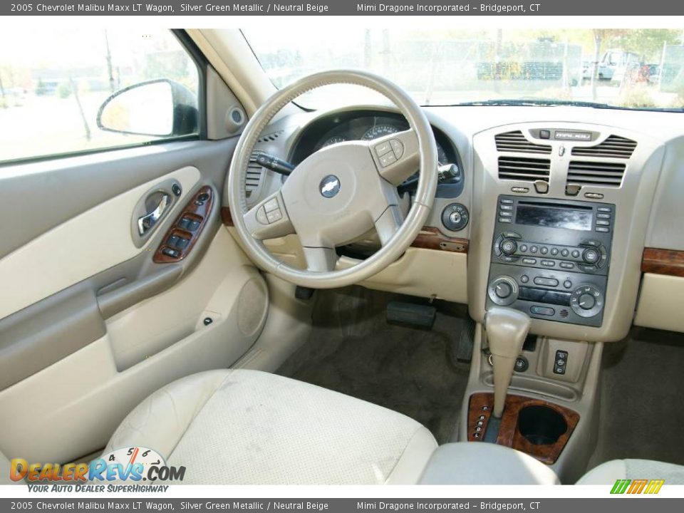 2005 Chevrolet Malibu Maxx LT Wagon Silver Green Metallic / Neutral Beige Photo #16