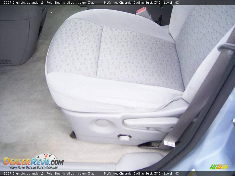 2007 Chevrolet Uplander LS Polar Blue Metallic / Medium Gray Photo #8