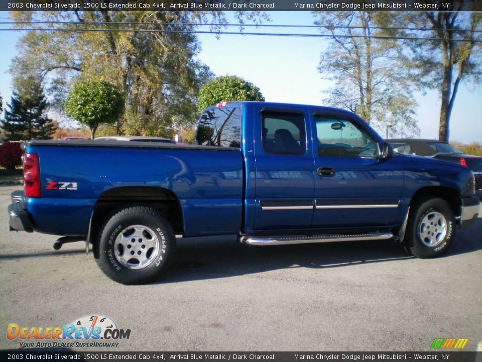 2003 Chevrolet Silverado 1500 LS Extended Cab 4x4 Arrival Blue Metallic / Dark Charcoal Photo #11