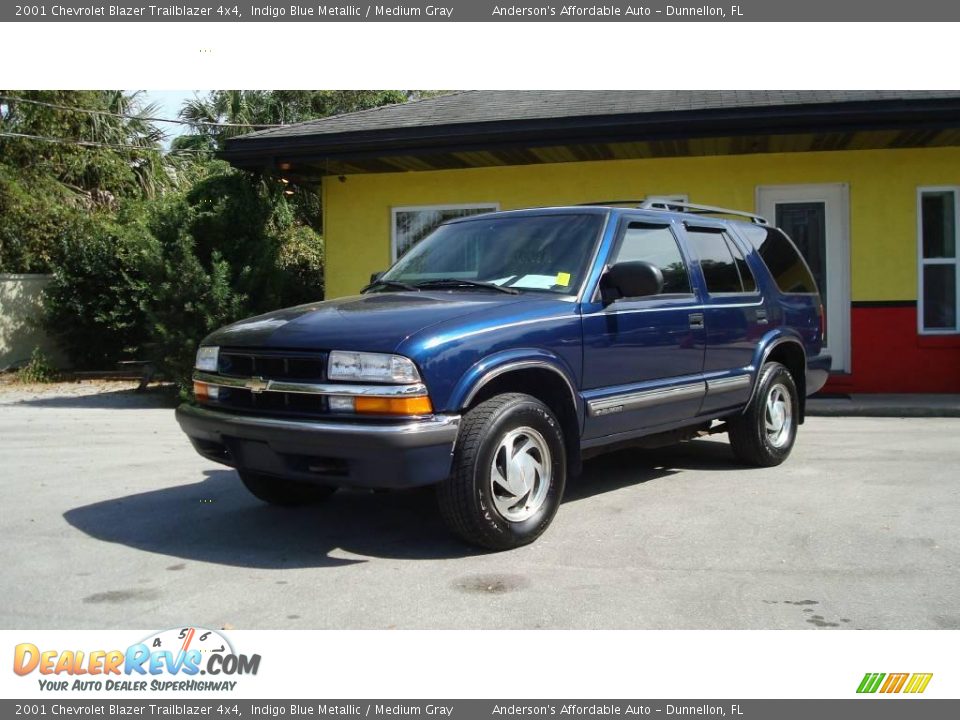 2001 Chevrolet Blazer Trailblazer 4x4 Indigo Blue Metallic / Medium Gray Photo #1