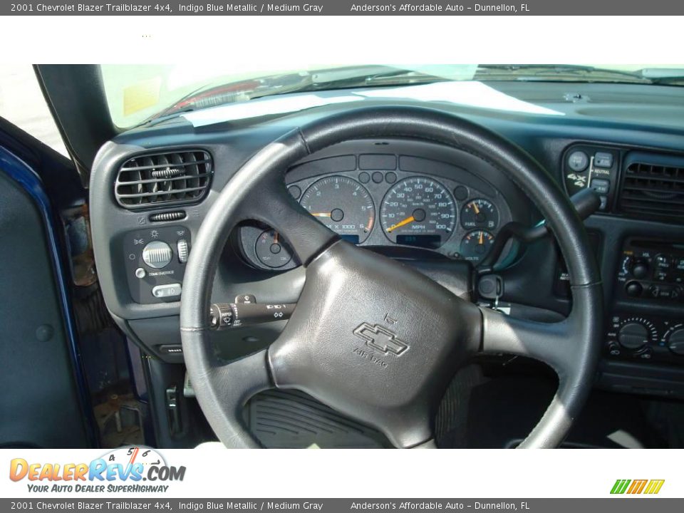 2001 Chevrolet Blazer Trailblazer 4x4 Indigo Blue Metallic / Medium Gray Photo #13