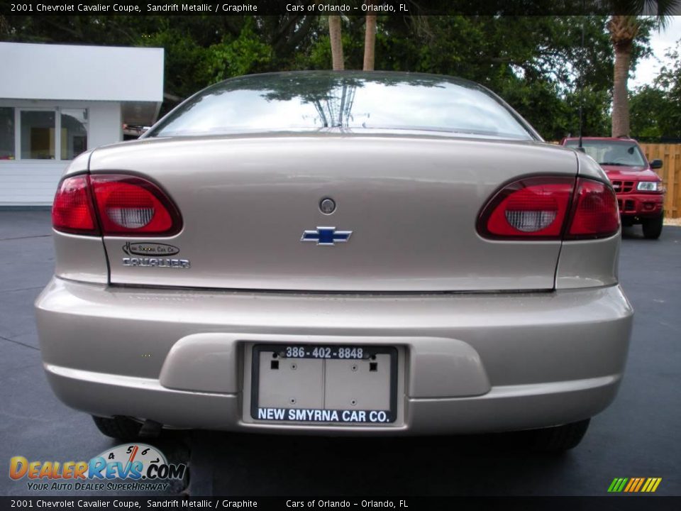 2001 Chevrolet Cavalier Coupe Sandrift Metallic / Graphite Photo #6