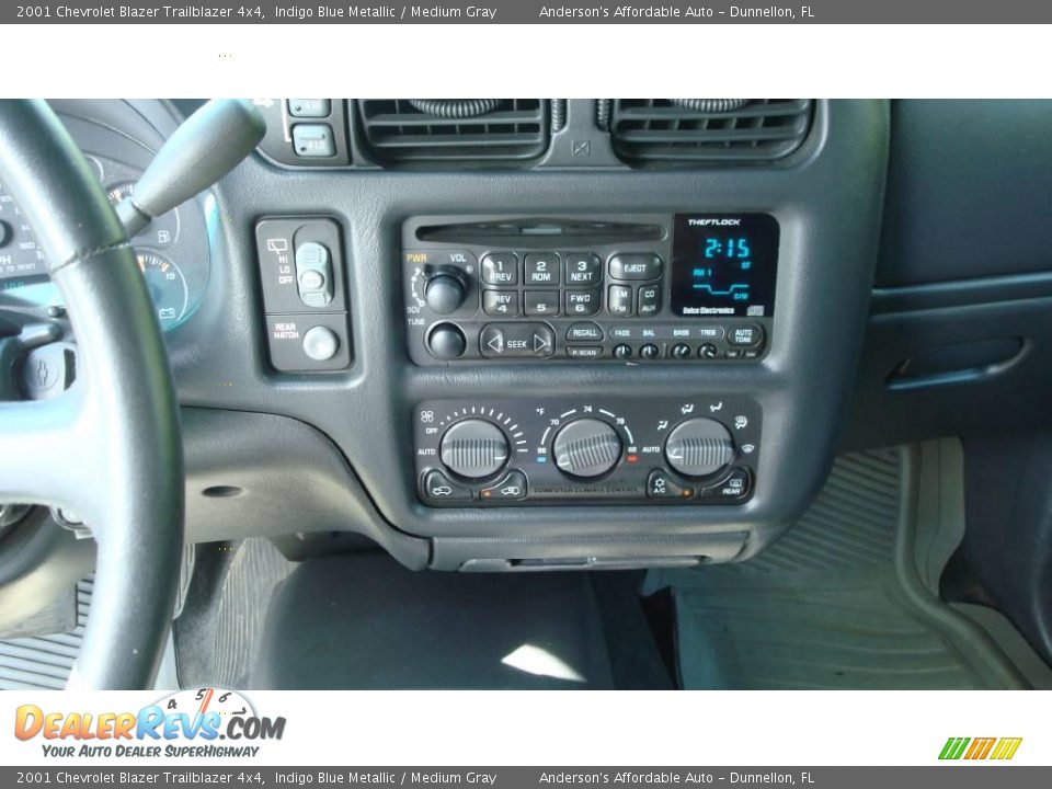 2001 Chevrolet Blazer Trailblazer 4x4 Indigo Blue Metallic / Medium Gray Photo #16