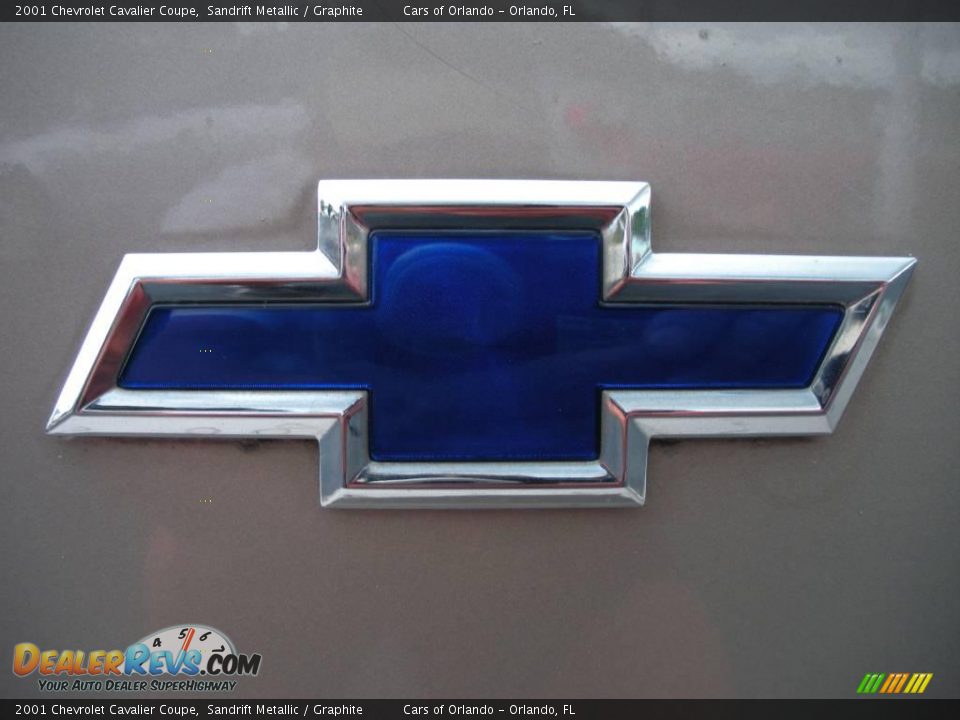 2001 Chevrolet Cavalier Coupe Sandrift Metallic / Graphite Photo #10