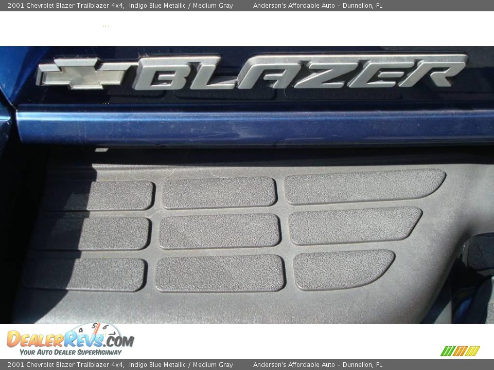 2001 Chevrolet Blazer Trailblazer 4x4 Indigo Blue Metallic / Medium Gray Photo #36