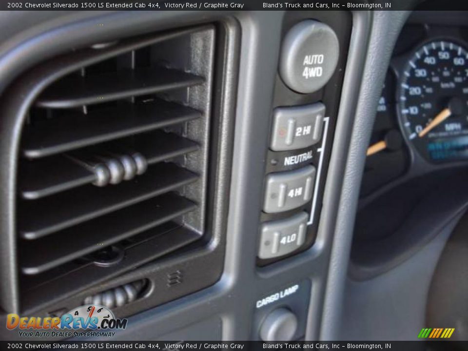 2002 Chevrolet Silverado 1500 LS Extended Cab 4x4 Victory Red / Graphite Gray Photo #17