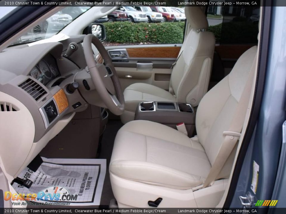 2010 Chrysler Town & Country Limited Clearwater Blue Pearl / Medium Pebble Beige/Cream Photo #6