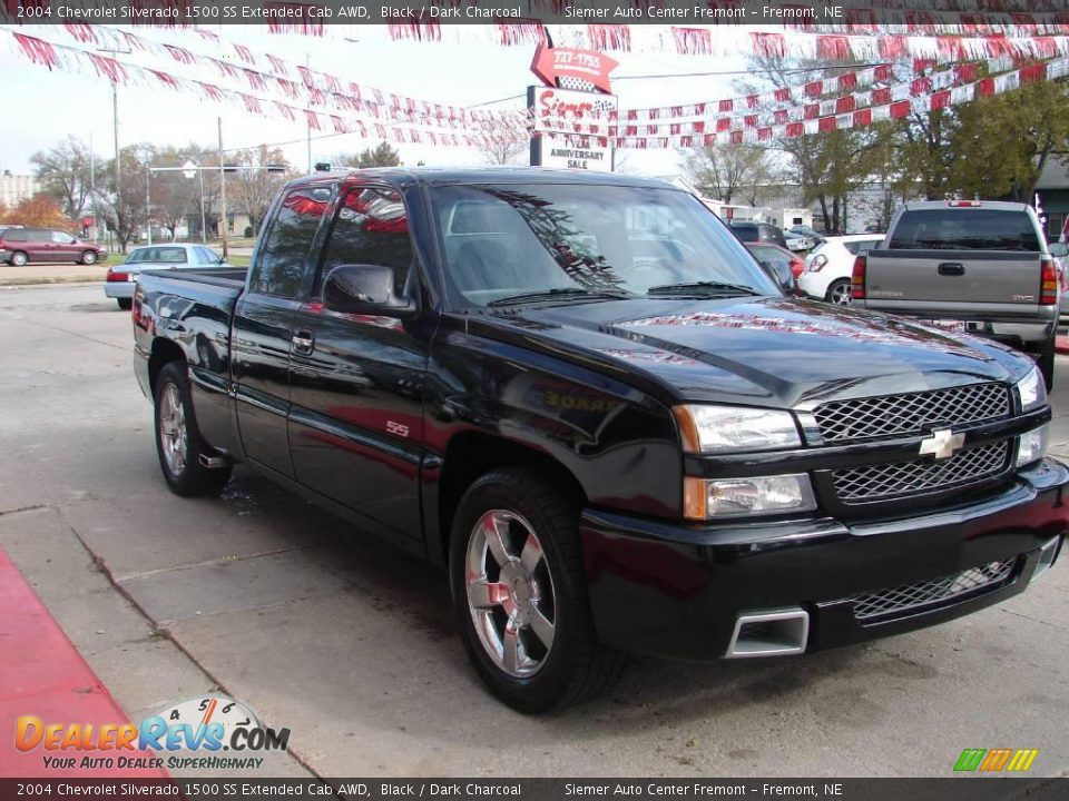 2004 Chevrolet Silverado 1500 SS Extended Cab AWD Black / Dark Charcoal Photo #4