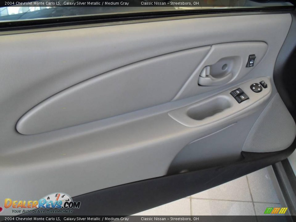 2004 Chevrolet Monte Carlo LS Galaxy Silver Metallic / Medium Gray Photo #19
