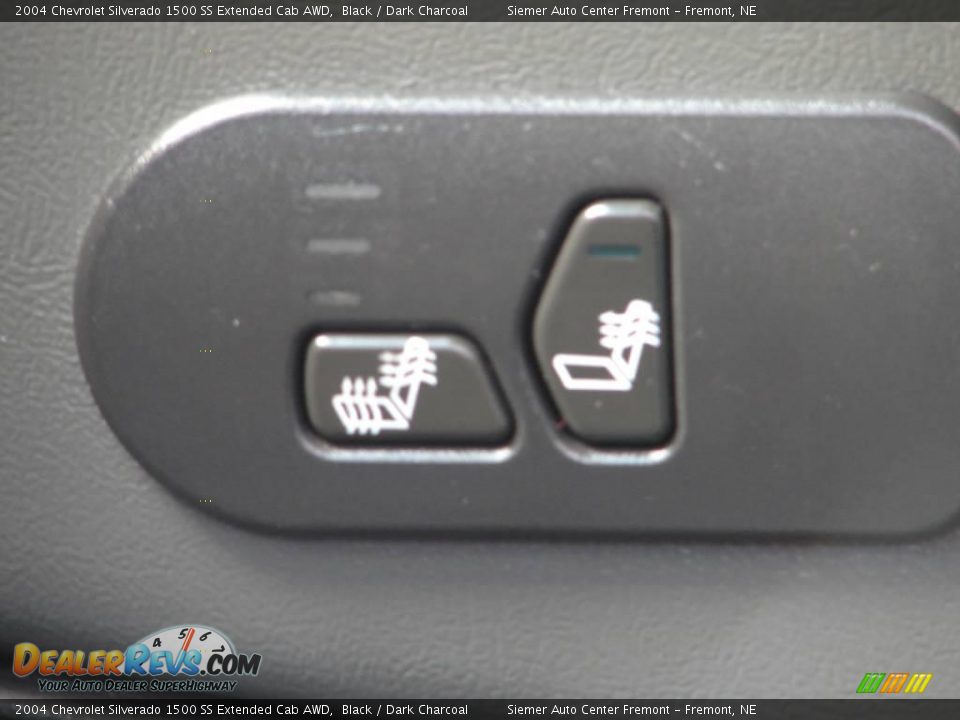 2004 Chevrolet Silverado 1500 SS Extended Cab AWD Black / Dark Charcoal Photo #17