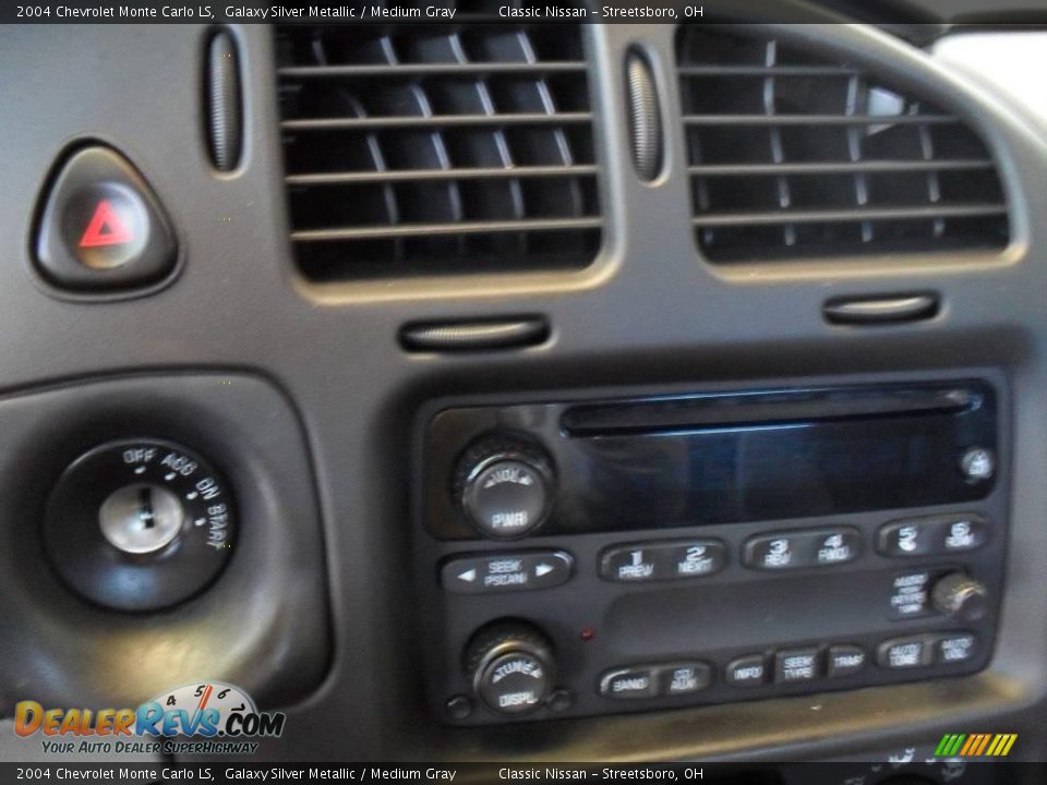 2004 Chevrolet Monte Carlo LS Galaxy Silver Metallic / Medium Gray Photo #22
