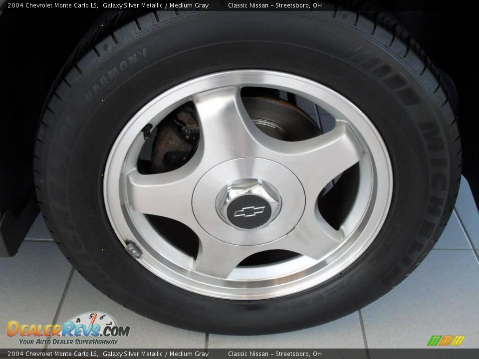2004 Chevrolet Monte Carlo LS Galaxy Silver Metallic / Medium Gray Photo #27