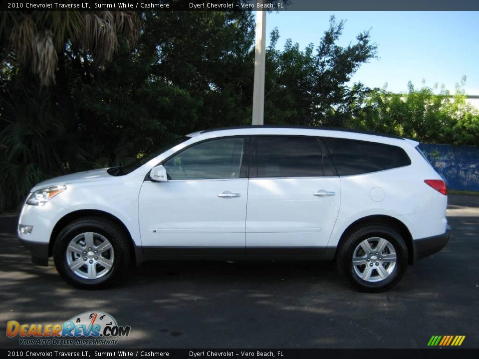 2010 Chevrolet Traverse LT Summit White / Cashmere Photo #3